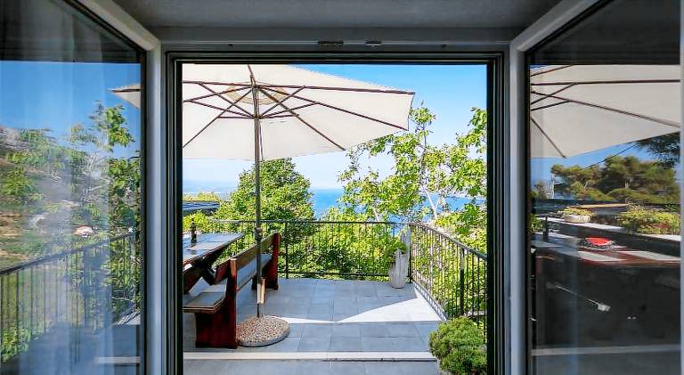 Holiday apartment with 2 rooms for 6 persons — photo 3