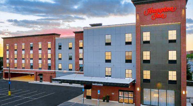 Hampton Inn Boston Logan Airport Chelsea — photo 3