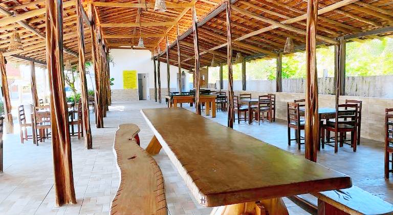 Chalet with pool — photo 4