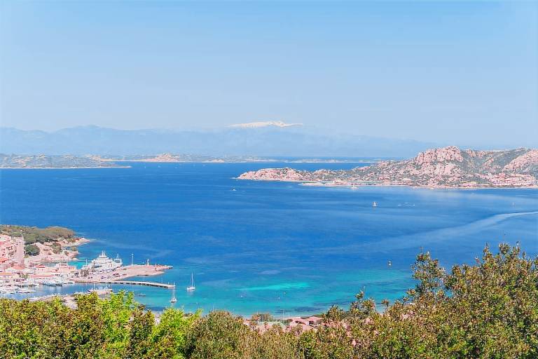 Apartment with terrace & fast internet | Sea view | Next to the beach | Pet-friendly in Palau