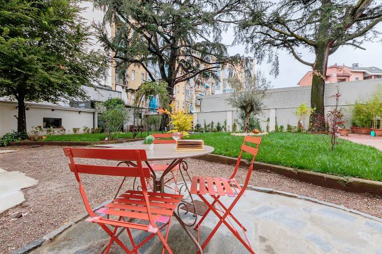 Rental apartment with garden — photo 4
