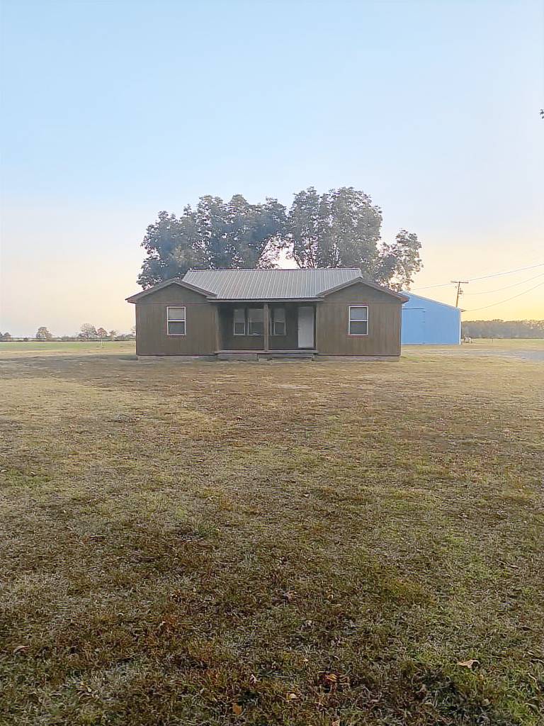 Lodge Dogwood Township