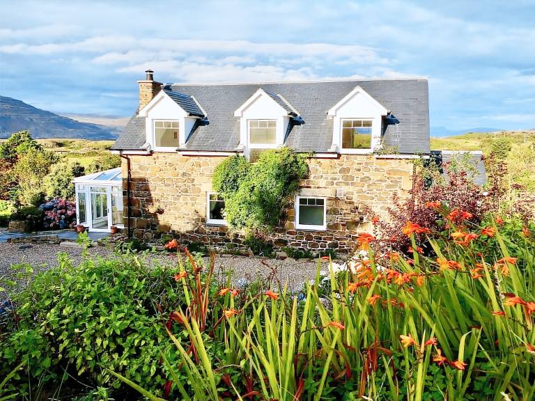 Cottage  Bunessan