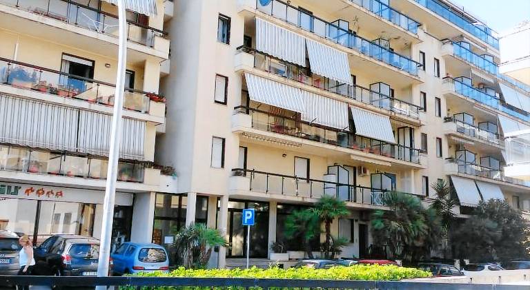 Holiday apartment with 2 rooms for 6 persons — photo 2