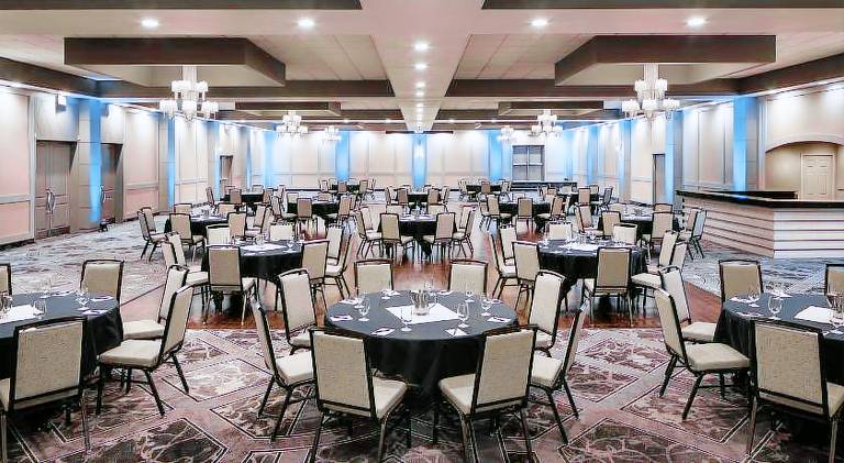 Pomeroy Hotel & Conference Centre — photo 4