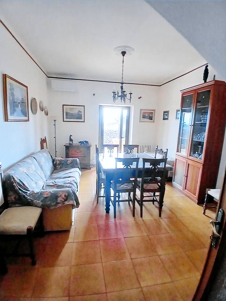 Apartment with 2 rooms for 3 persons — photo 4