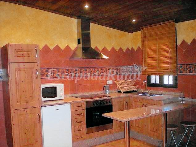 Cottage with yard, BBQ & terrace | River view — photo 4