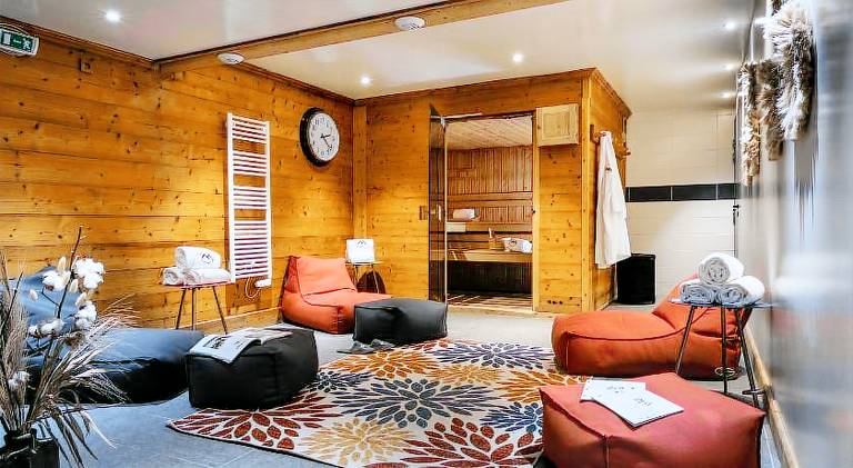 Hotel Ski Lodge - Chambres & Appartements - Village Montana — photo 3