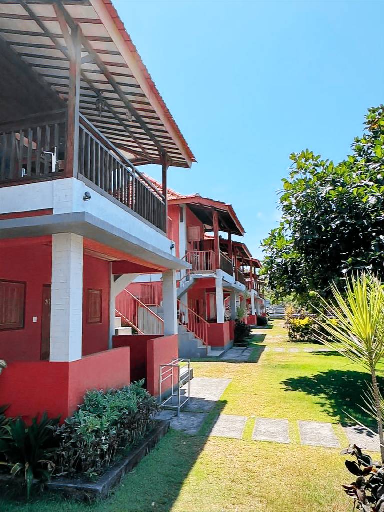 Nice house with pool, garden & patio | Good for workation | Dogs allowed in Pecatu