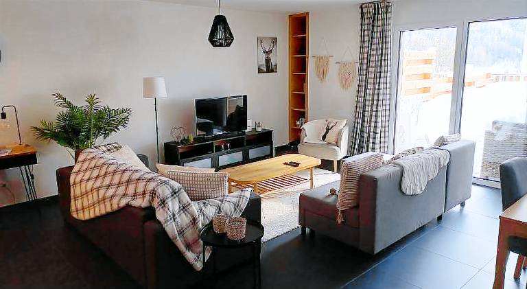 Spacieux appart - 2 chambres a coucher incl Jacuzzi Prive — photo 2