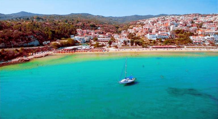 Rental apartment with garden & terrace in Kavala