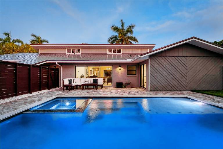 Modern 3 BR luxury pool home on Lido Key - A Shore Thing — photo 5