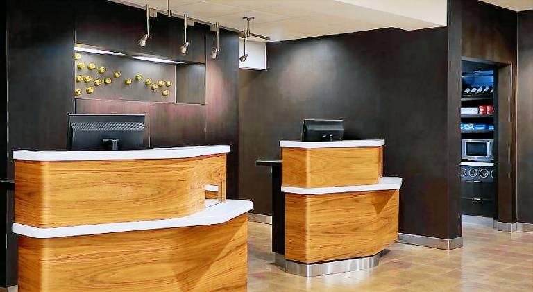 Courtyard by Marriott St. Louis Creve Coeur — photo 5