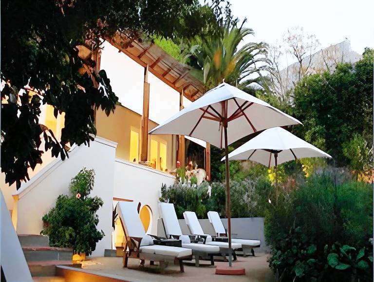Bed & Breakfast  Gardens