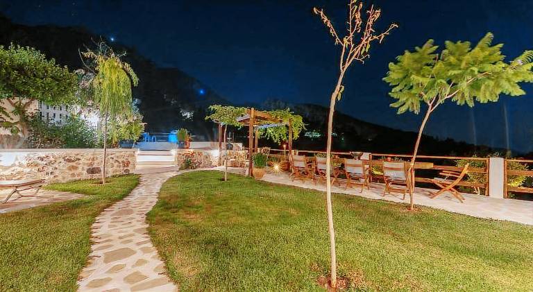 Villa with terrace, garden & barbecue | Perfect for remote work — photo 4