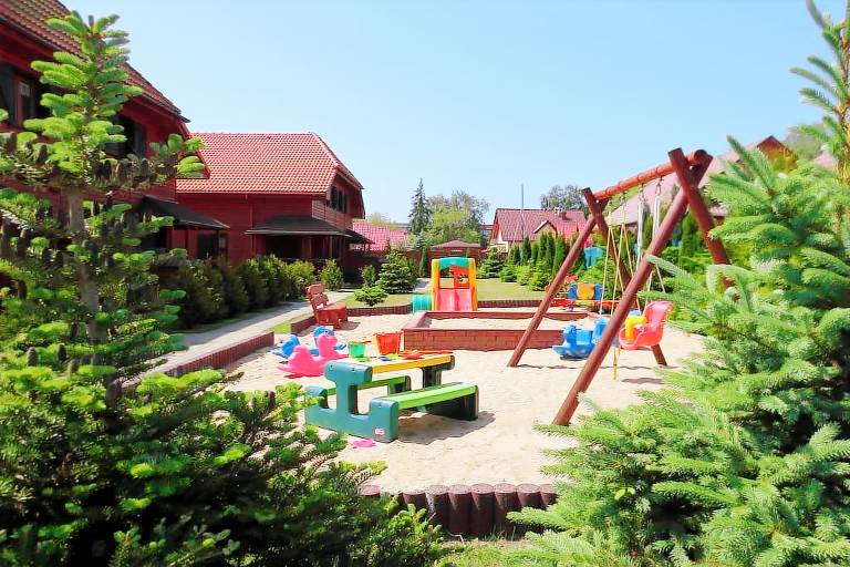 House with garden, terrace & barbeque — photo 2