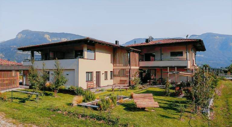 Apartment with yard, terrace & hot tub | Pet-friendly in Termeno Sulla Strada del Vino