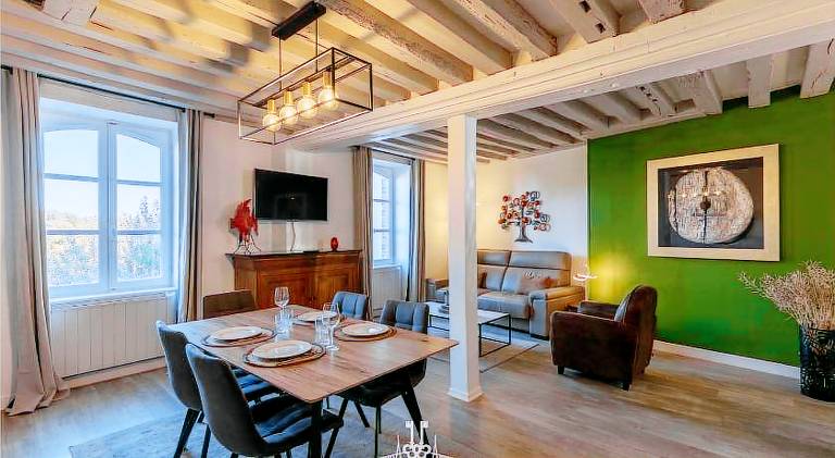 Holiday apartment with garden in Honfleur
