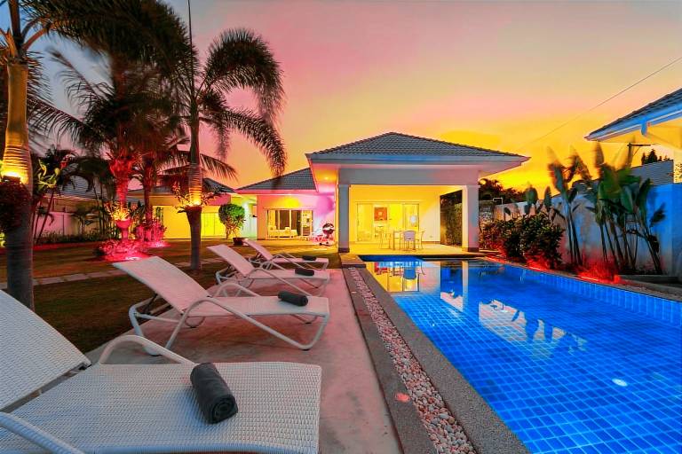 Villa  Thap Tai