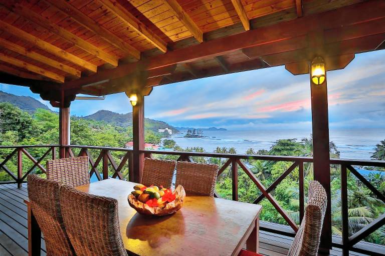 House Port Glaud