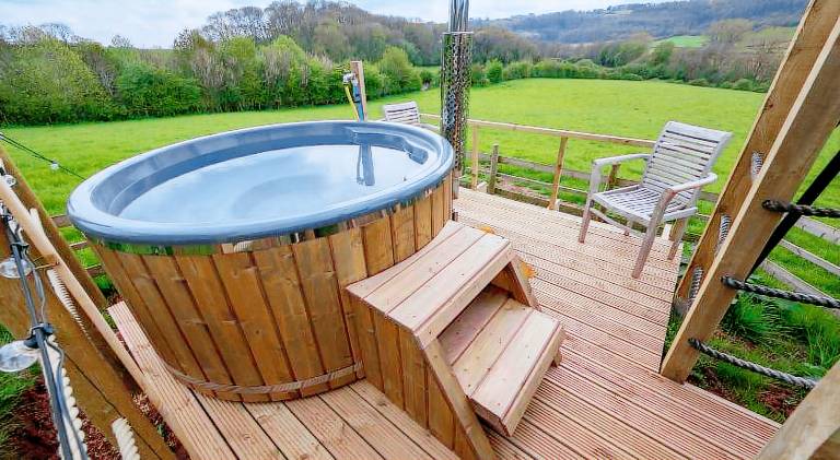 Hakuna Matata Safari Lodge - Sublime, off-grid digital detox with hot tub — photo 4