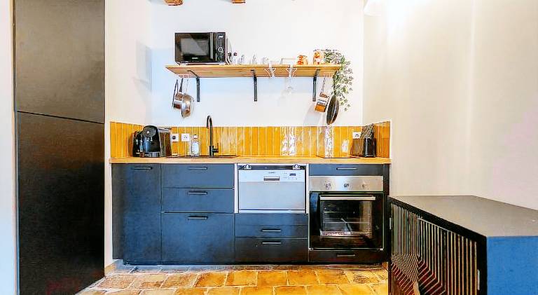 Rental apartment with heated pool & terrace | Near Popes' Palace — photo 4