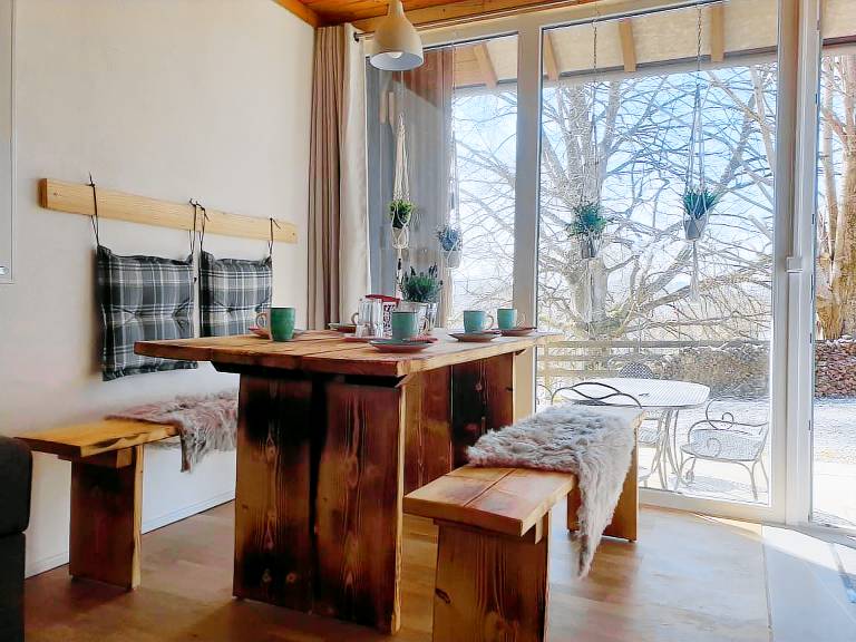 Apartment with yard, barbecue & patio | Garden view — photo 5