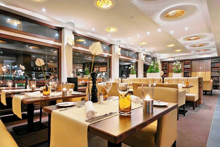 Flemings Hotel Frankfurt Main-Riverside — photo 2