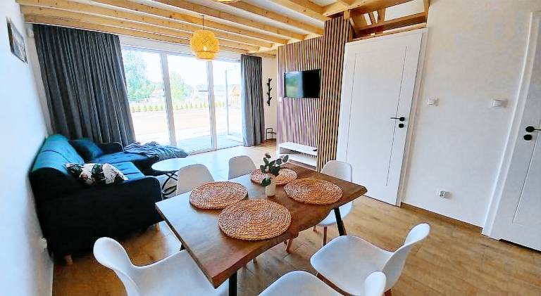 House with yard, barbeque & terrace — photo 2