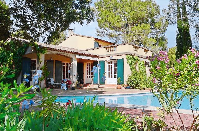 Villa  Sauveterre