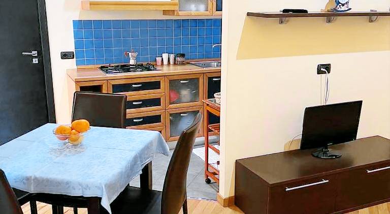 Holiday apartment with 1 room for 5 persons — photo 5