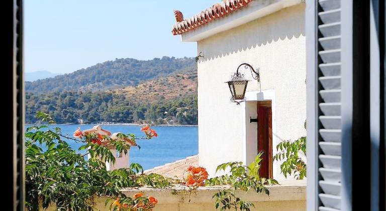 Sto Roloi Island Houses — photo 4