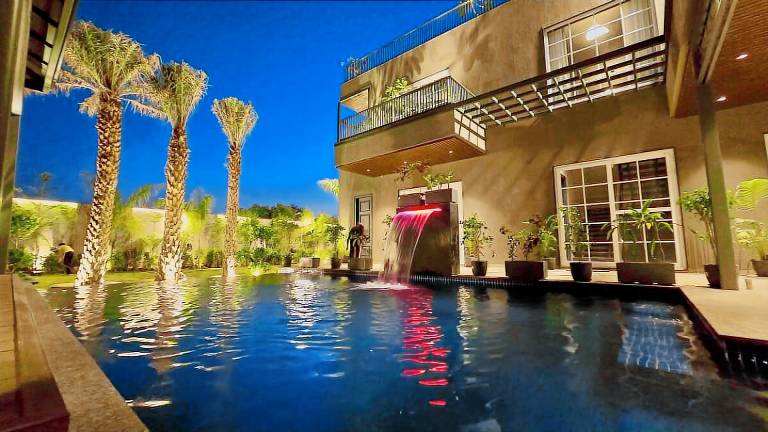 VICINITY’s BlackOlive Luxury 4BHK Farmstay — photo 3