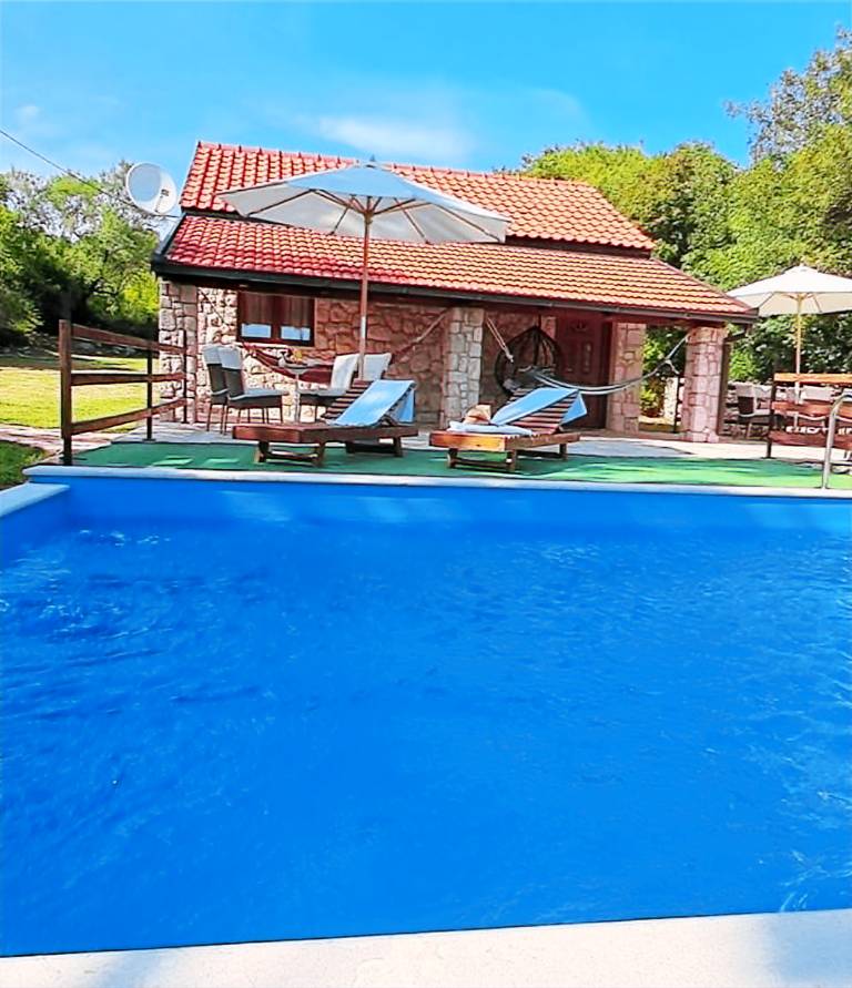 Ferienhaus Vinine