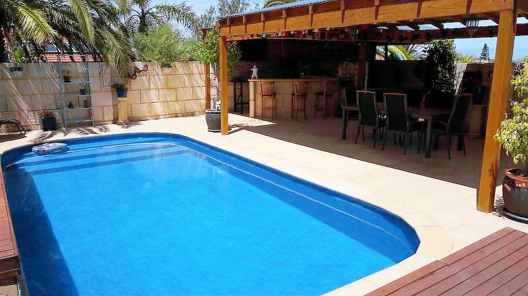 Bed and breakfast  Joondalup