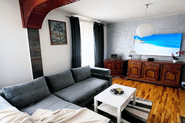 Vacation home with barbeque & patio | Sea view | Pet-friendly in Senj