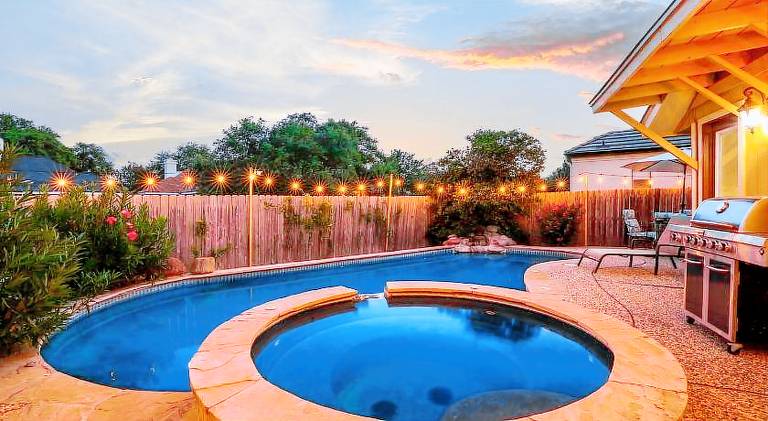 200 m&sup2; Ferienhaus