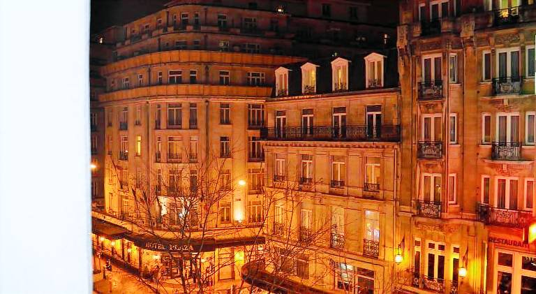 Rental apartment | Next to Cathedral of St. Michael and St. Gudula | Pets allowed — photo 4
