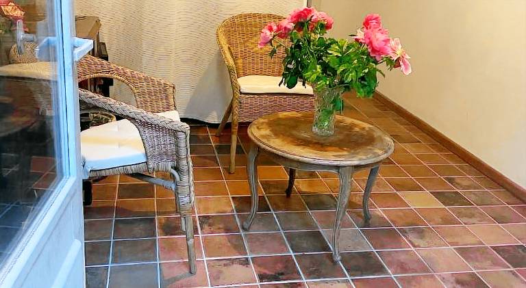 Maison aigues-mortaise dans la cite — photo 4