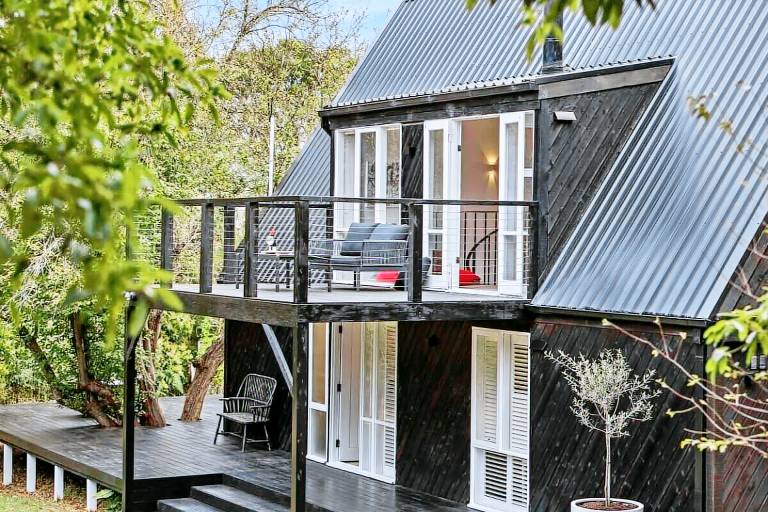 House  Merricks North
