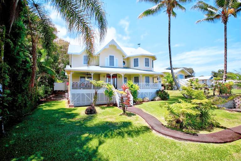 House  Hakalau