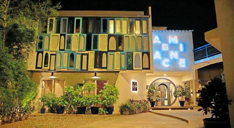 Ambiance Boutique Art Hotel Karachi
