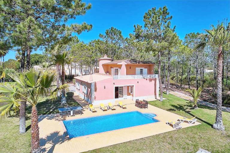 Ferienhaus in Almansil, Santa Bárbara de Nexe f&uuml;r max. 6 Personen am Atlantik