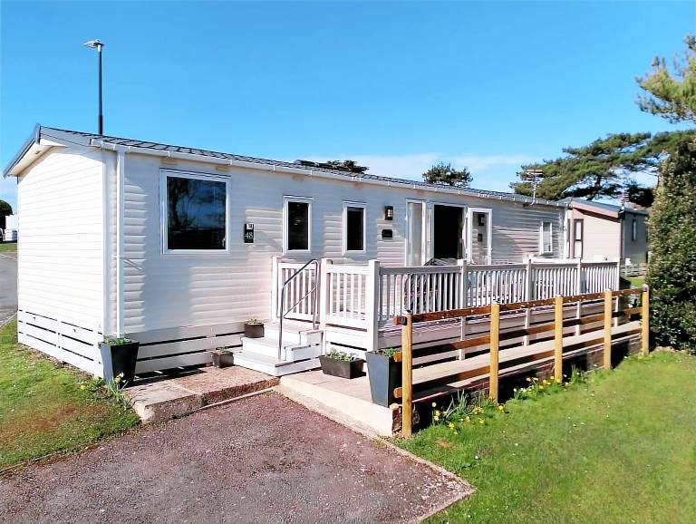 Lodge  New Milton