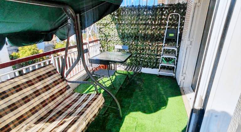 Holiday apartment with terrace | Close to Temple of Hephaestus | Perfect for remote work — photo 2