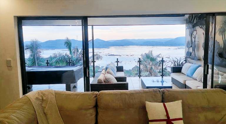 850 m&sup2; Ferienhaus