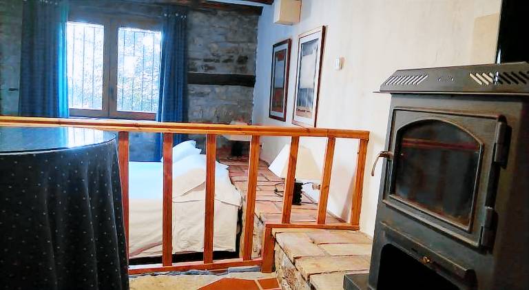 House with garden, barbeque & patio | Pets are welcome — photo 3