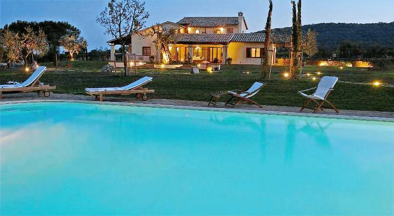 Pleasant farm with terrace, pool & yard | Pet-friendly — photo 4