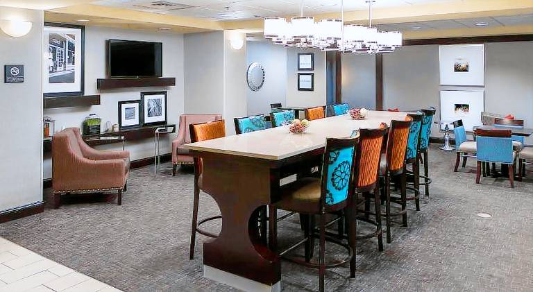 Hampton Inn Troy — photo 3