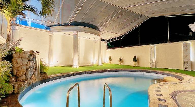Beautiful villa with pool | Pet-friendly in Angeles City